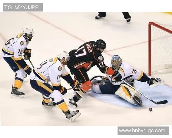 马刺与活塞第七场激战回顾双方球员表现与战术分析